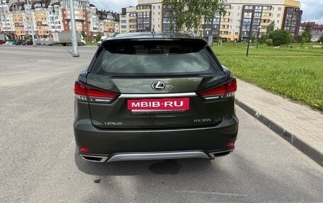 Lexus RX IV рестайлинг, 2021 год, 5 200 000 рублей, 4 фотография