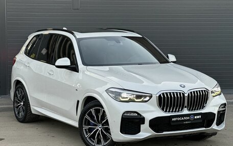 BMW X5, 2018 год, 4 990 000 рублей, 6 фотография