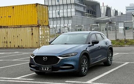 Mazda CX-4, 2023 год, 1 840 000 рублей, 3 фотография