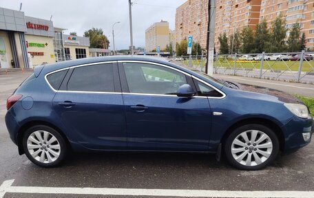 Opel Astra J, 2012 год, 490 000 рублей, 4 фотография