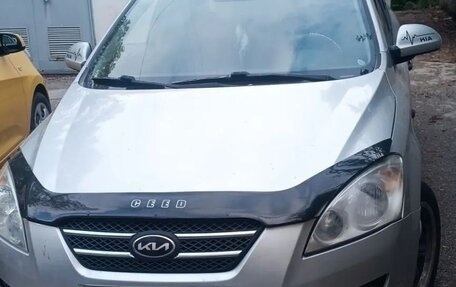 KIA cee'd I рестайлинг, 2008 год, 830 000 рублей, 1 фотография