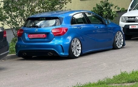 Mercedes-Benz A-Класс, 2013 год, 1 450 000 рублей, 2 фотография