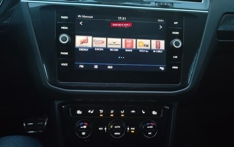 Volkswagen Tiguan II, 2019 год, 2 400 000 рублей, 6 фотография