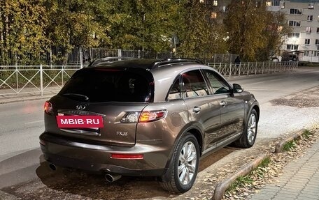 Infiniti FX I, 2007 год, 1 150 000 рублей, 3 фотография