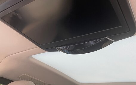 Mercedes-Benz V-Класс, 2019 год, 5 000 000 рублей, 6 фотография