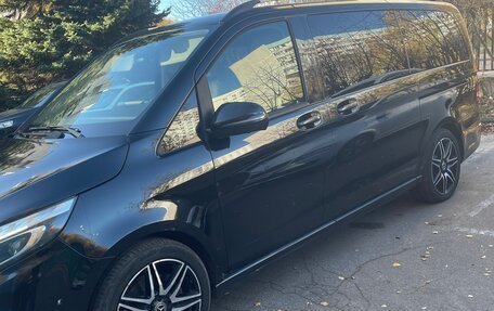 Mercedes-Benz V-Класс, 2019 год, 5 000 000 рублей, 15 фотография