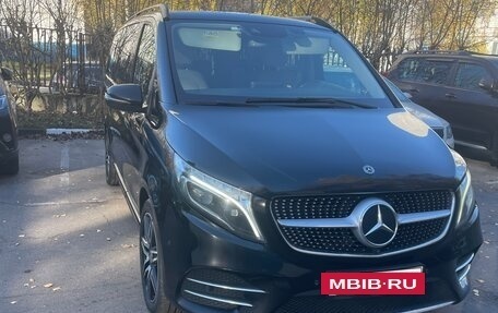 Mercedes-Benz V-Класс, 2019 год, 5 000 000 рублей, 17 фотография