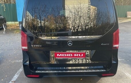 Mercedes-Benz V-Класс, 2019 год, 5 000 000 рублей, 13 фотография