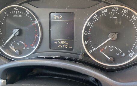Skoda Octavia, 2011 год, 360 000 рублей, 10 фотография