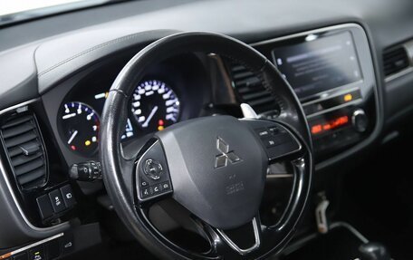 Mitsubishi Outlander III рестайлинг 3, 2019 год, 2 190 000 рублей, 11 фотография