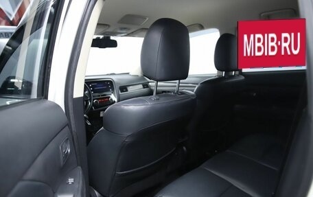 Mitsubishi Outlander III рестайлинг 3, 2019 год, 2 190 000 рублей, 10 фотография