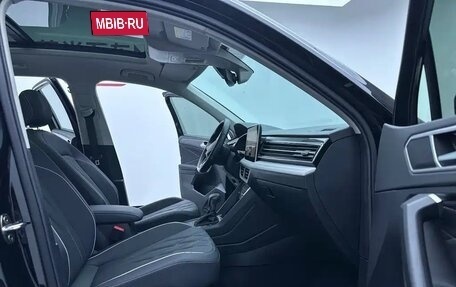 Volkswagen Tiguan II, 2023 год, 2 800 000 рублей, 11 фотография