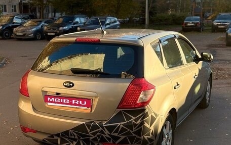KIA cee'd I рестайлинг, 2011 год, 650 000 рублей, 3 фотография