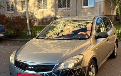 KIA cee'd I рестайлинг, 2011 год, 650 000 рублей, 1 фотография
