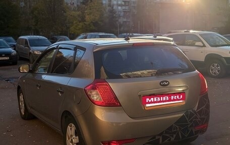 KIA cee'd I рестайлинг, 2011 год, 650 000 рублей, 4 фотография