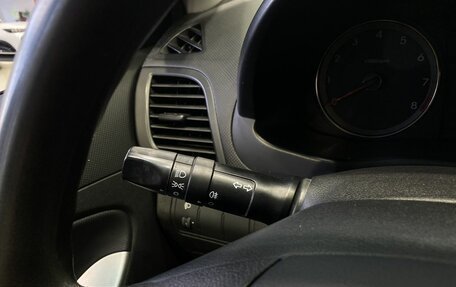 Hyundai Solaris II рестайлинг, 2012 год, 649 900 рублей, 12 фотография