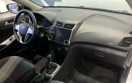 Hyundai Solaris II рестайлинг, 2012 год, 649 900 рублей, 22 фотография