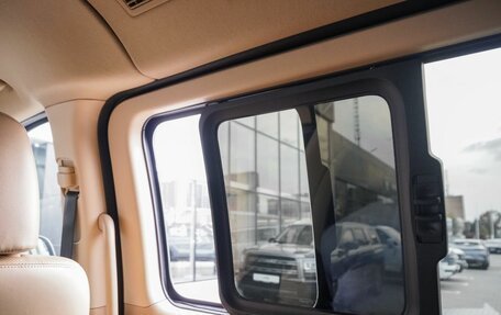 Hyundai H-1 II рестайлинг, 2019 год, 3 330 000 рублей, 31 фотография