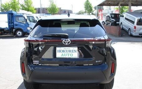Toyota Yaris Cross, 2023 год, 1 260 001 рублей, 4 фотография