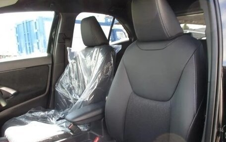 Toyota Yaris Cross, 2023 год, 1 260 001 рублей, 21 фотография