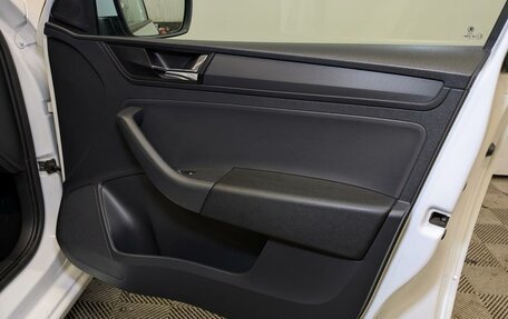 Skoda Rapid I, 2019 год, 990 000 рублей, 23 фотография