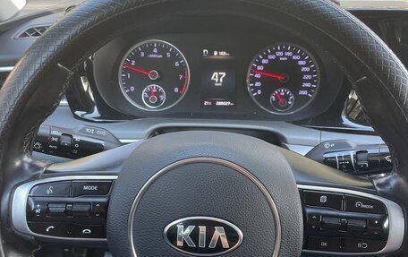 KIA K5, 2021 год, 1 800 000 рублей, 5 фотография