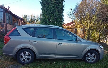 KIA cee'd I рестайлинг, 2011 год, 750 000 рублей, 2 фотография