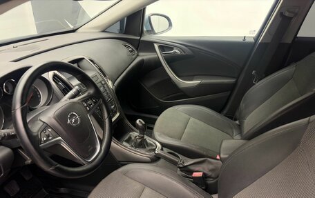 Opel Astra J, 2011 год, 650 000 рублей, 15 фотография