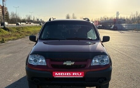 Chevrolet Niva I рестайлинг, 2011 год, 450 000 рублей, 3 фотография