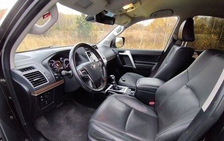 Toyota Land Cruiser Prado 150 рестайлинг, 2022 год, 7 600 000 рублей, 6 фотография