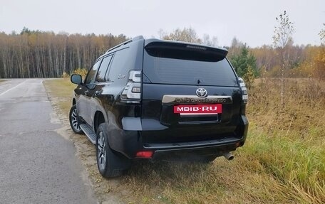 Toyota Land Cruiser Prado 150 рестайлинг, 2022 год, 7 600 000 рублей, 4 фотография
