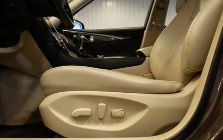 Infiniti Q50 I рестайлинг, 2015 год, 1 625 000 рублей, 31 фотография
