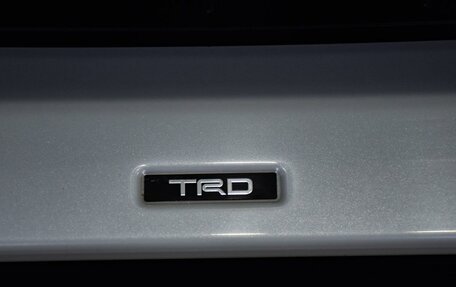 Toyota RAV4, 2019 год, 2 999 000 рублей, 8 фотография