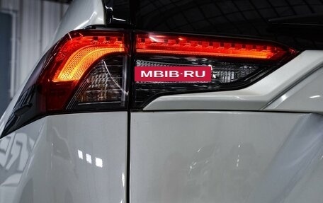 Toyota RAV4, 2019 год, 2 999 000 рублей, 6 фотография