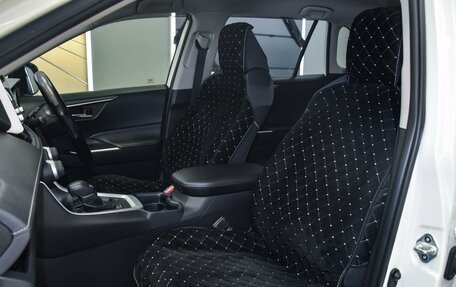 Toyota RAV4, 2019 год, 2 999 000 рублей, 10 фотография
