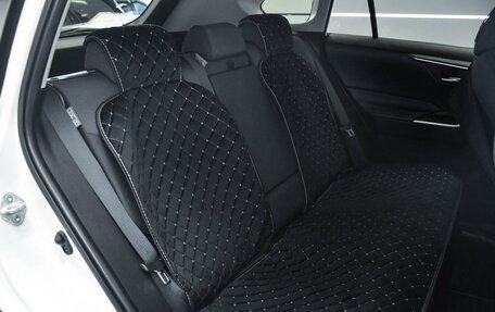 Toyota RAV4, 2019 год, 2 999 000 рублей, 12 фотография