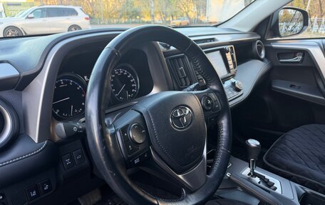 Toyota RAV4, 2017 год, 2 750 000 рублей, 11 фотография