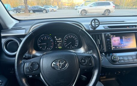 Toyota RAV4, 2017 год, 2 750 000 рублей, 9 фотография