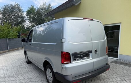 Volkswagen Transporter T6 рестайлинг, 2023 год, 3 460 001 рублей, 6 фотография