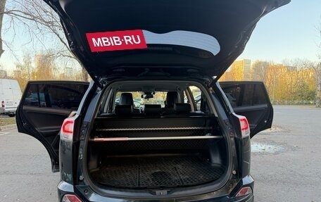 Toyota RAV4, 2017 год, 2 750 000 рублей, 21 фотография