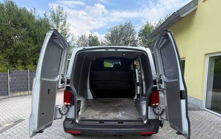 Volkswagen Transporter T6 рестайлинг, 2023 год, 3 460 001 рублей, 17 фотография