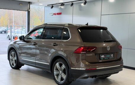 Volkswagen Tiguan II, 2018 год, 2 067 000 рублей, 4 фотография