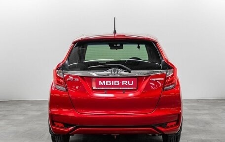 Honda Fit III, 2018 год, 1 250 000 рублей, 5 фотография