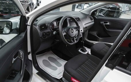 Volkswagen Polo VI (EU Market), 2019 год, 995 000 рублей, 7 фотография