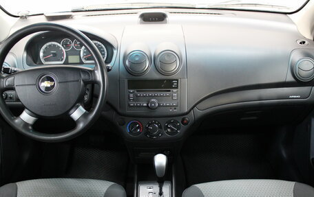 Chevrolet Aveo III, 2010 год, 535 000 рублей, 9 фотография