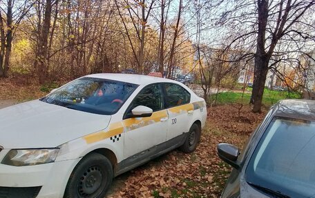 Skoda Octavia, 2017 год, 800 000 рублей, 2 фотография