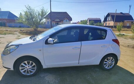 Hyundai i20 IB рестайлинг, 2010 год, 650 000 рублей, 2 фотография