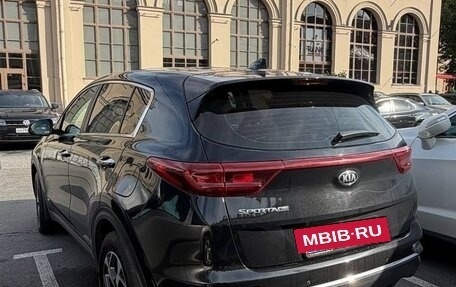 KIA Sportage IV рестайлинг, 2020 год, 1 950 000 рублей, 5 фотография