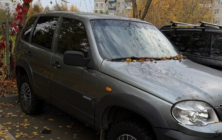 Chevrolet Niva I рестайлинг, 2009 год, 550 000 рублей, 1 фотография