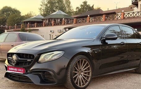 Mercedes-Benz E-Класс AMG, 2018 год, 6 100 000 рублей, 2 фотография